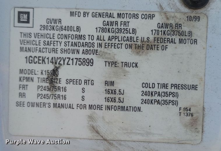 image for item LM9754 2000 Chevrolet Silverado 1500  pickup truck