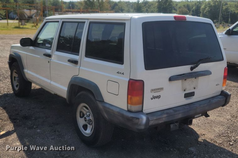 image for item LM9755 1997 Jeep Cherokee  SUV