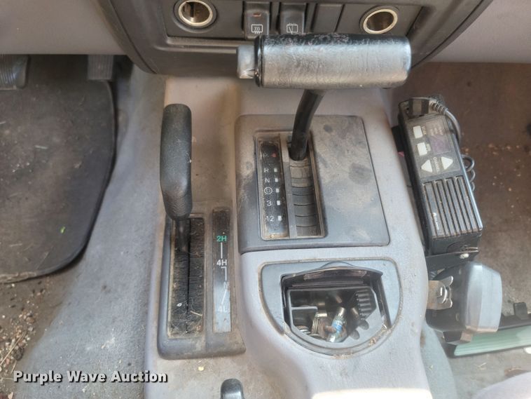 image for item LM9755 1997 Jeep Cherokee  SUV