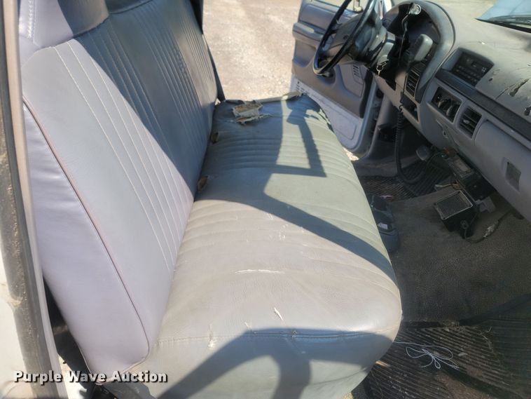 image for item LM9757 1996 Ford F150  pickup truck