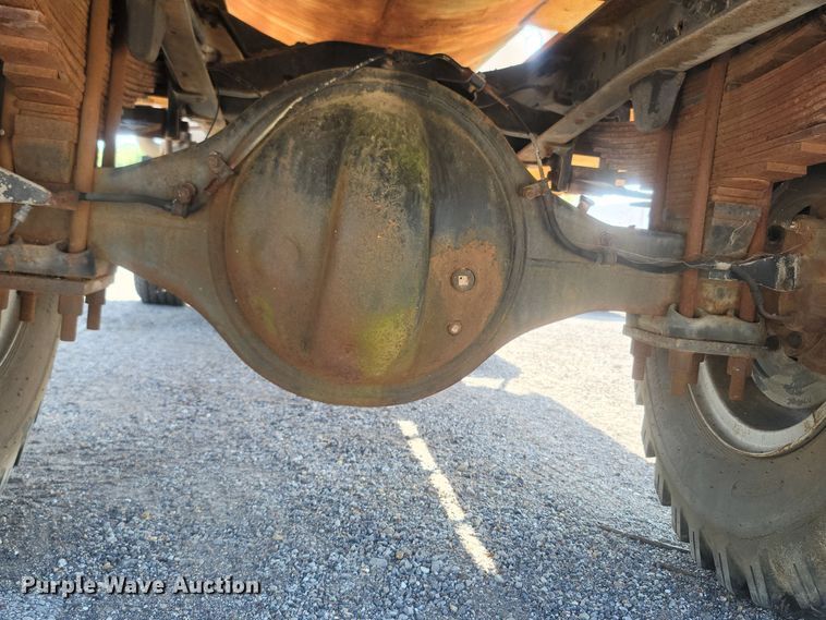 image for item LM9758 1987 Chevrolet 70  tank truck