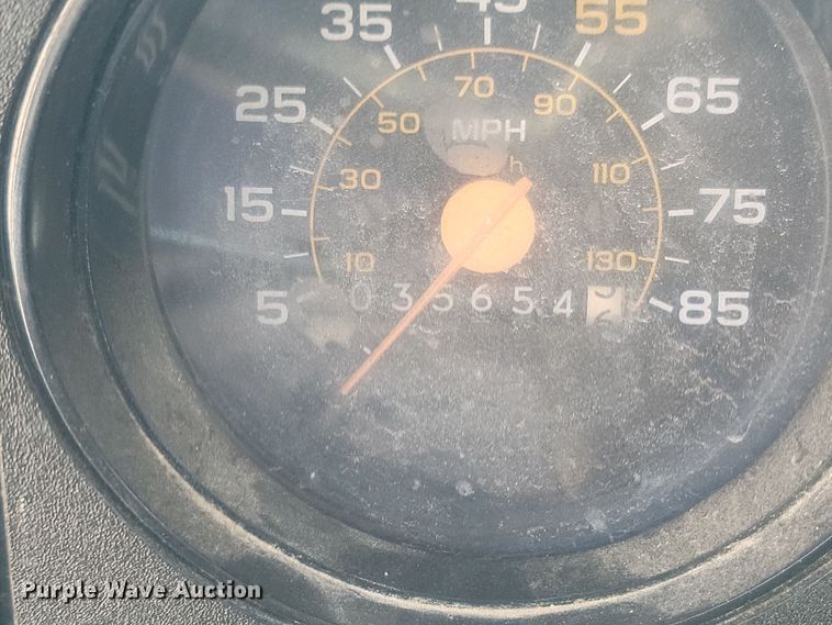 image for item LM9758 1987 Chevrolet 70  tank truck