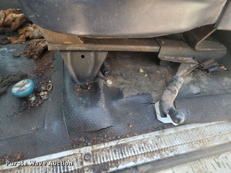 image for item LM9758 1987 Chevrolet 70  tank truck