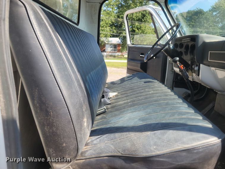 image for item LM9758 1987 Chevrolet 70  tank truck