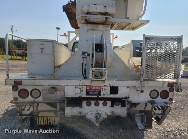 image for item LM9759 1997 Ford F800  digger derrick truck