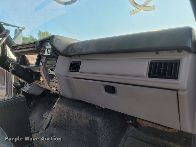 image for item LM9759 1997 Ford F800  digger derrick truck