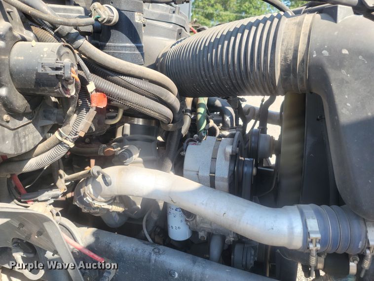 image for item LM9759 1997 Ford F800  digger derrick truck