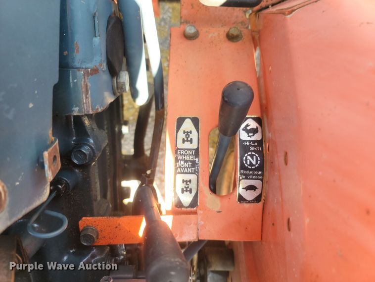 image for item LM9760 Kubota B6200  MFWD tractor