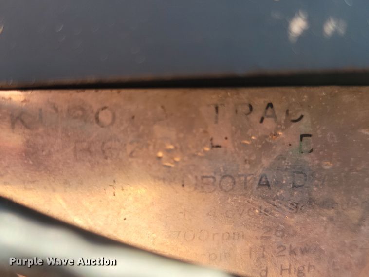 image for item LM9760 Kubota B6200  MFWD tractor