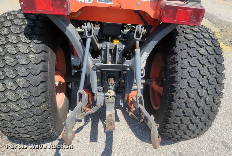 image for item LM9761 Kubota B1700  MFWD tractor