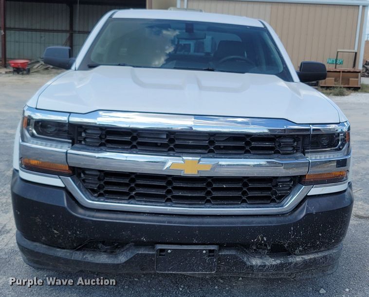image for item LN9542 2016 Chevrolet Silverado 1500  Double Cab pickup truck