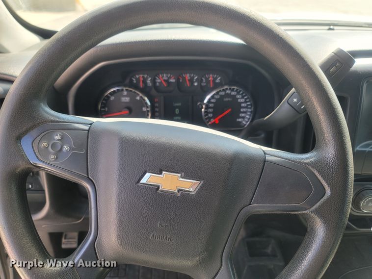 image for item LN9542 2016 Chevrolet Silverado 1500  Double Cab pickup truck