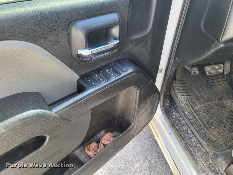 image for item LN9542 2016 Chevrolet Silverado 1500  Double Cab pickup truck