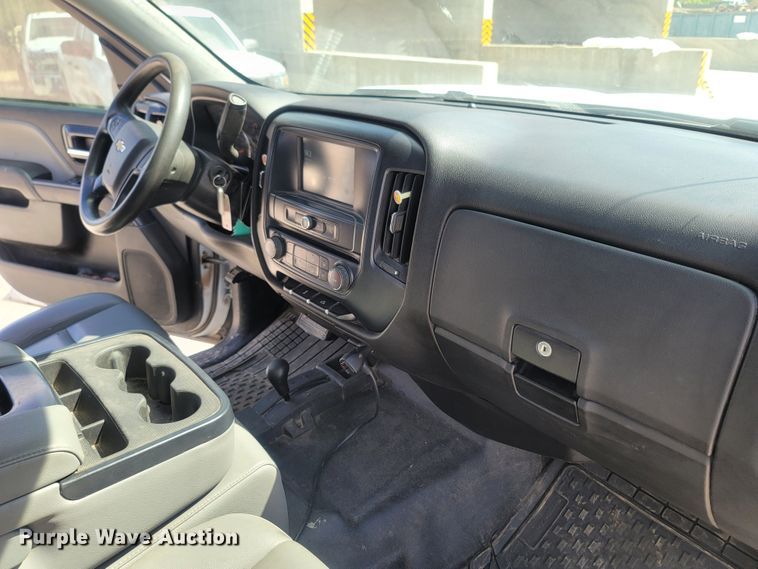 image for item LN9542 2016 Chevrolet Silverado 1500  Double Cab pickup truck