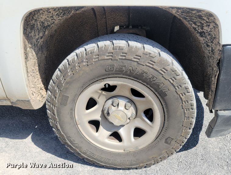 image for item LN9542 2016 Chevrolet Silverado 1500  Double Cab pickup truck