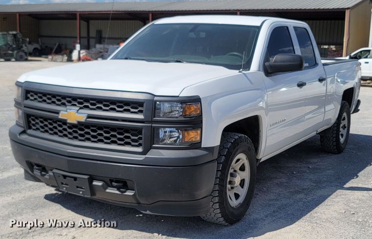 image for item LN9543 2015 Chevrolet Silverado 1500  Double Cab pickup truck