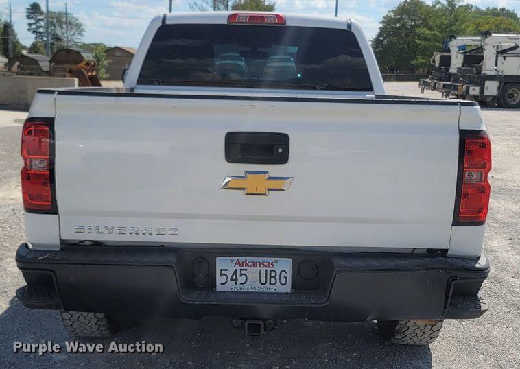 image for item LN9543 2015 Chevrolet Silverado 1500  Double Cab pickup truck