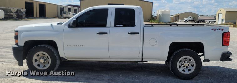 image for item LN9543 2015 Chevrolet Silverado 1500  Double Cab pickup truck