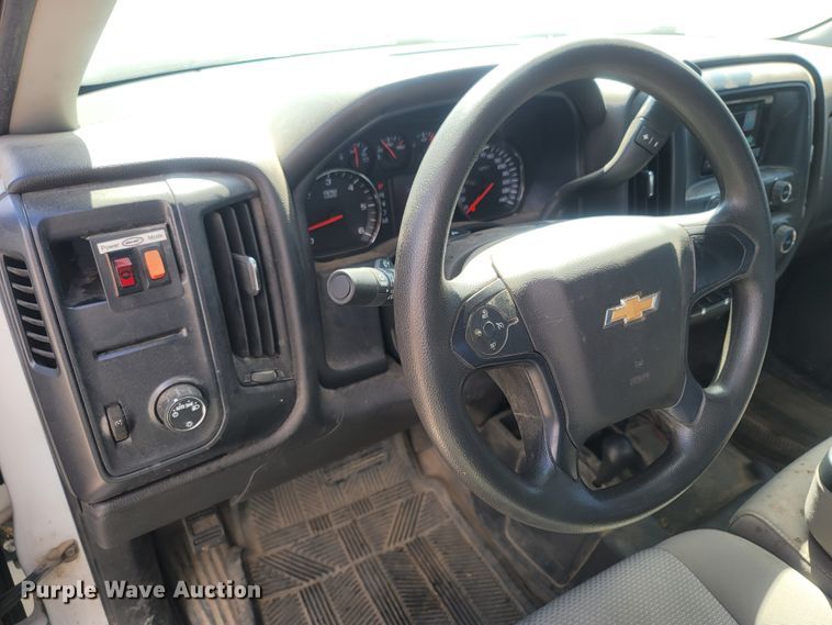 image for item LN9543 2015 Chevrolet Silverado 1500  Double Cab pickup truck