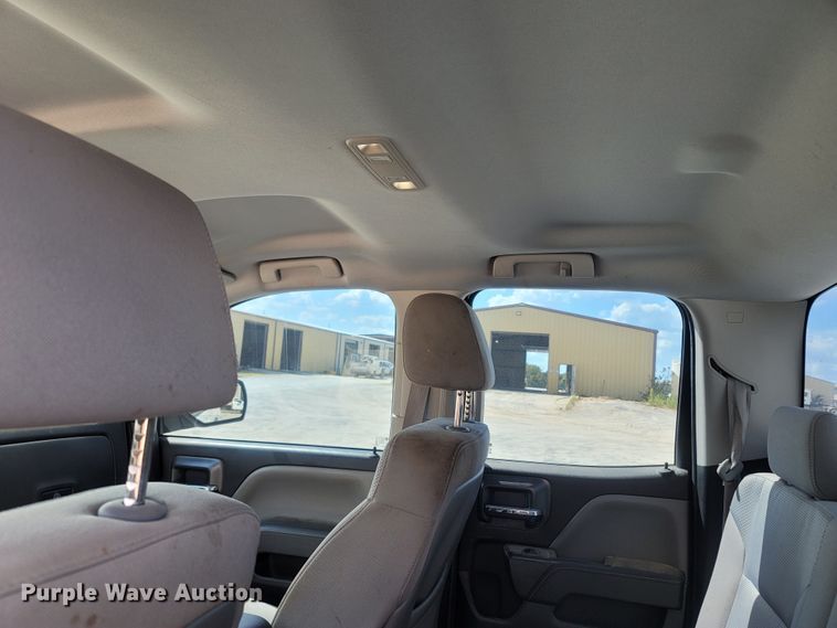 image for item LN9543 2015 Chevrolet Silverado 1500  Double Cab pickup truck