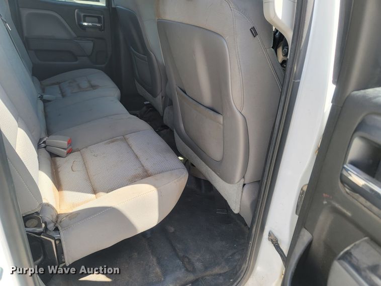 image for item LN9543 2015 Chevrolet Silverado 1500  Double Cab pickup truck