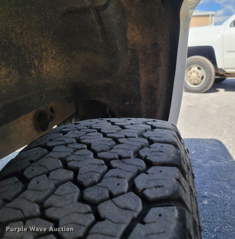 image for item LN9543 2015 Chevrolet Silverado 1500  Double Cab pickup truck