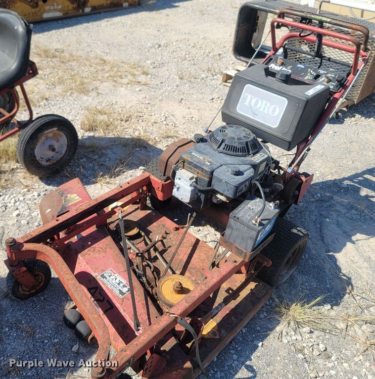 image for item LN9563 Toro Proline  lawn mower