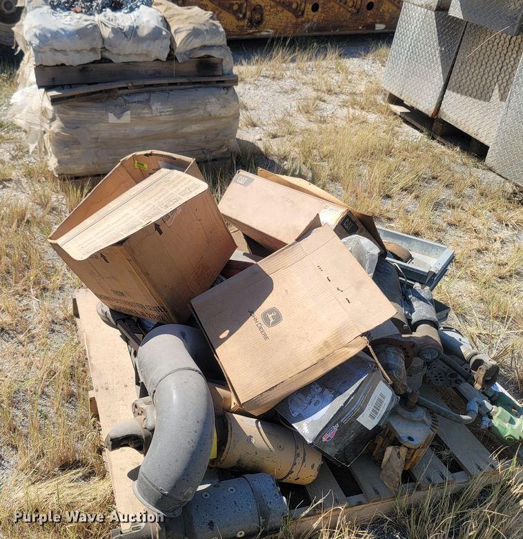 image for item LN9568 Approximately 50 bags of motor grader tire chains