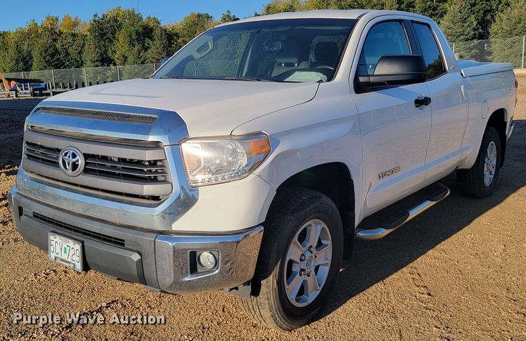 image for item LO9098 2014 Toyota Tundra  Double Cab pickup truck