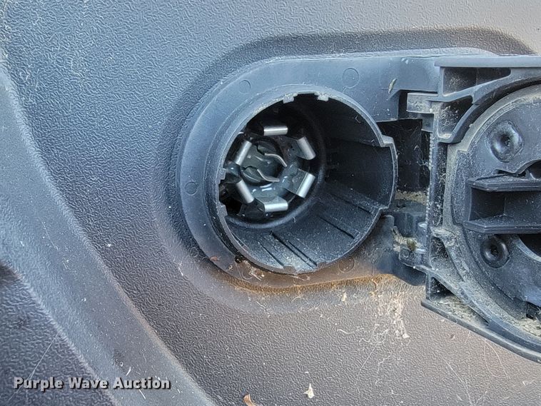 image for item LO9098 2014 Toyota Tundra  Double Cab pickup truck