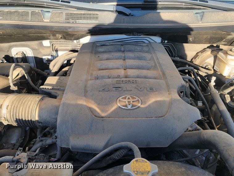 image for item LO9098 2014 Toyota Tundra  Double Cab pickup truck