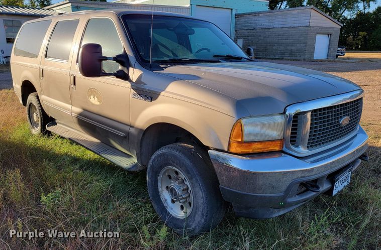 image for item LO9101 2000 Ford Excursion  SUV
