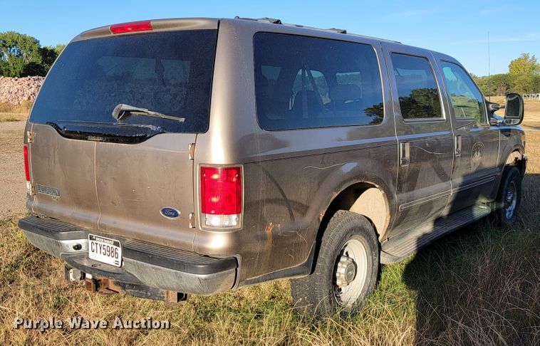 image for item LO9101 2000 Ford Excursion  SUV