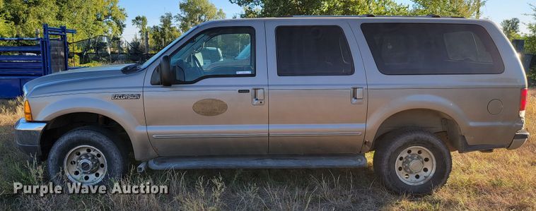 image for item LO9101 2000 Ford Excursion  SUV