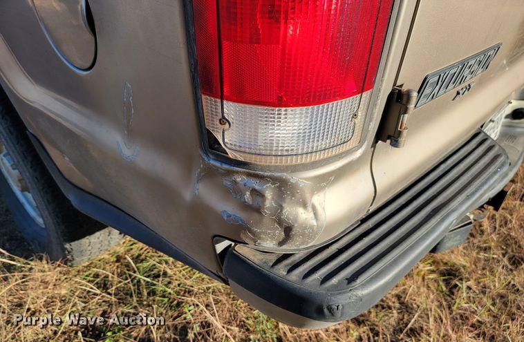 image for item LO9101 2000 Ford Excursion  SUV