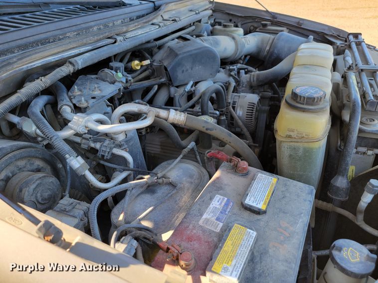 image for item LO9101 2000 Ford Excursion  SUV