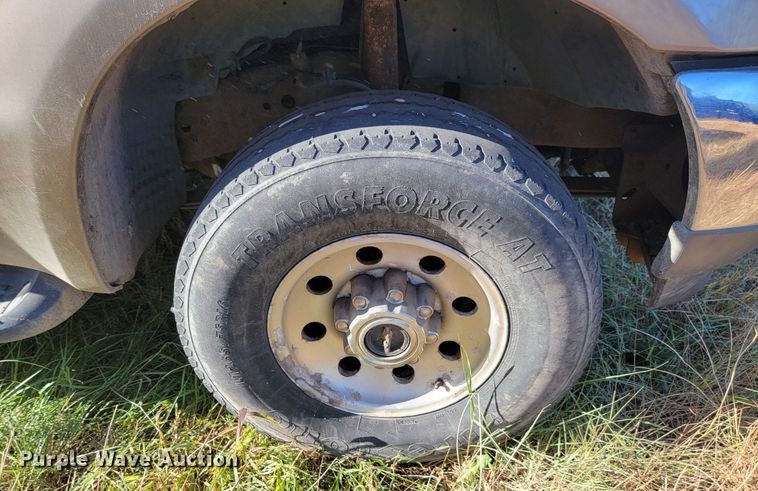 image for item LO9101 2000 Ford Excursion  SUV