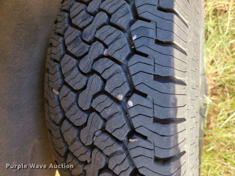 image for item LO9101 2000 Ford Excursion  SUV