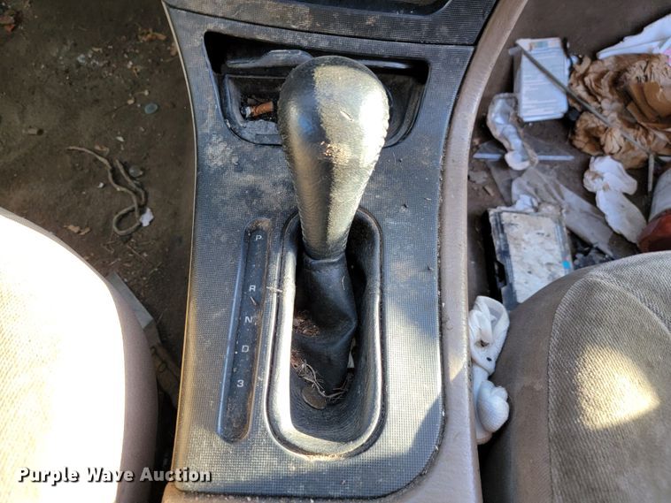 image for item LO9102 2004 Dodge Intrepid ES