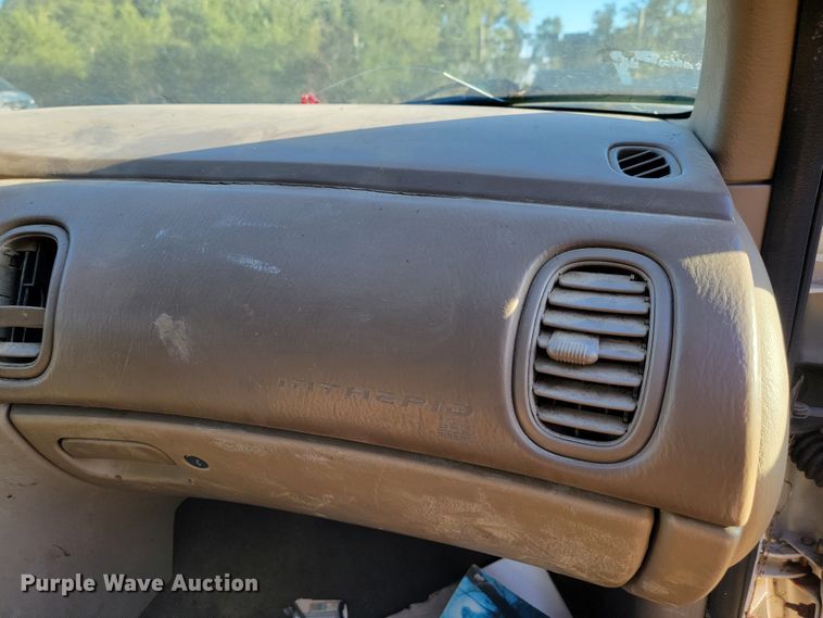 image for item LO9102 2004 Dodge Intrepid ES