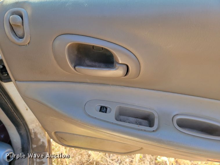 image for item LO9102 2004 Dodge Intrepid ES