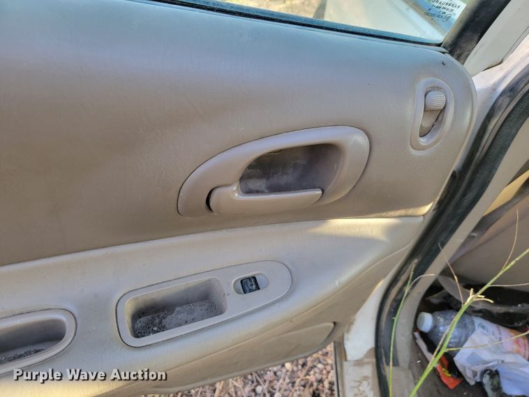 image for item LO9102 2004 Dodge Intrepid ES