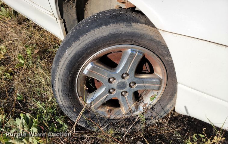 image for item LO9102 2004 Dodge Intrepid ES