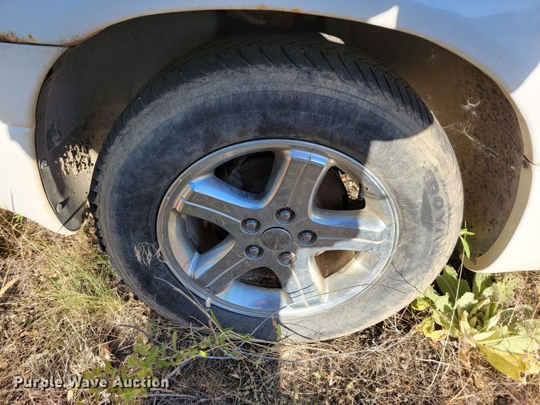 image for item LO9102 2004 Dodge Intrepid ES