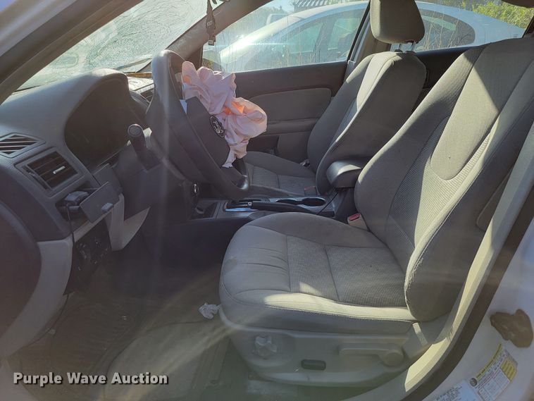 image for item LO9103 2010 Ford Fusion SE