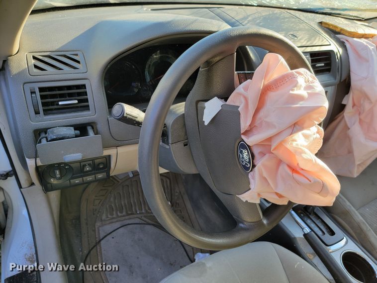 image for item LO9103 2010 Ford Fusion SE