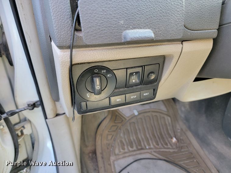 image for item LO9103 2010 Ford Fusion SE