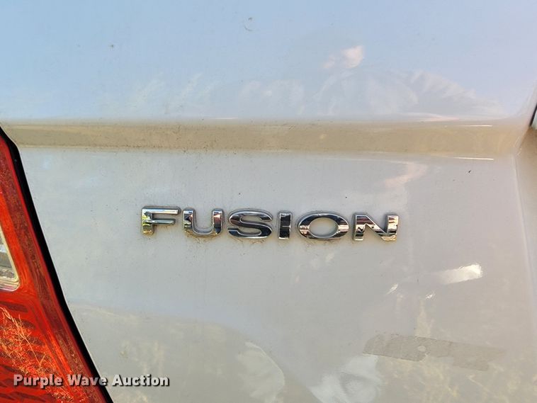 image for item LO9103 2010 Ford Fusion SE