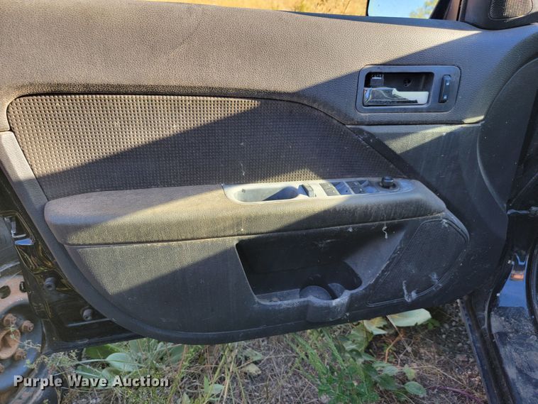 image for item LO9104 2007 Ford Fusion SE