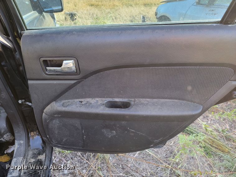 image for item LO9104 2007 Ford Fusion SE